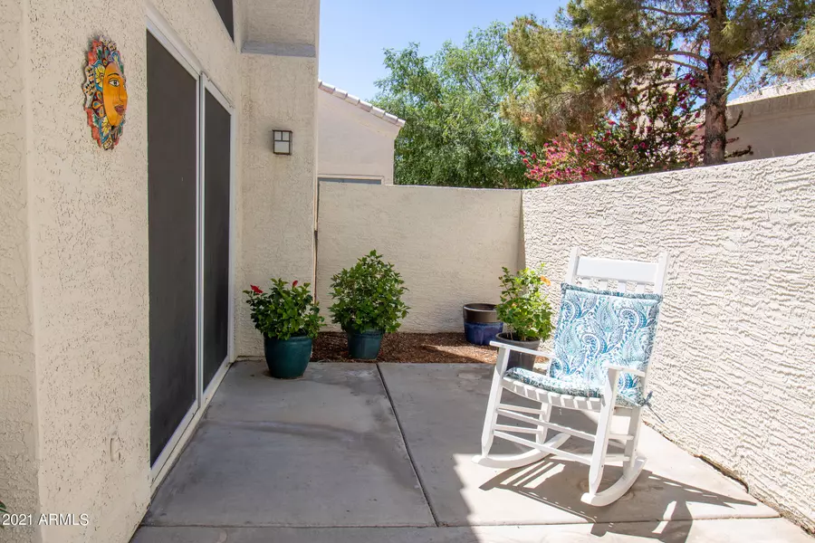 2100 W LEMON TREE Place #33, Chandler, AZ 85224