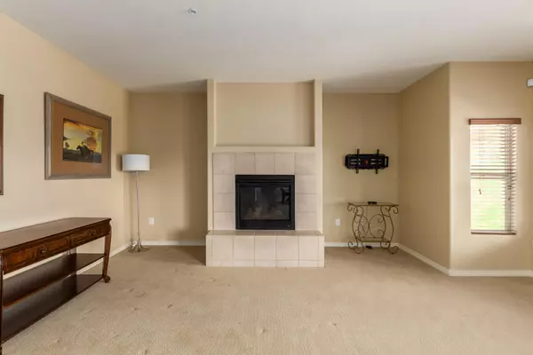 Cave Creek, AZ 85331,33575 N Dove Lakes Drive #2028