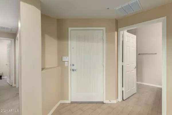 Cave Creek, AZ 85331,33575 N Dove Lakes Drive #2028