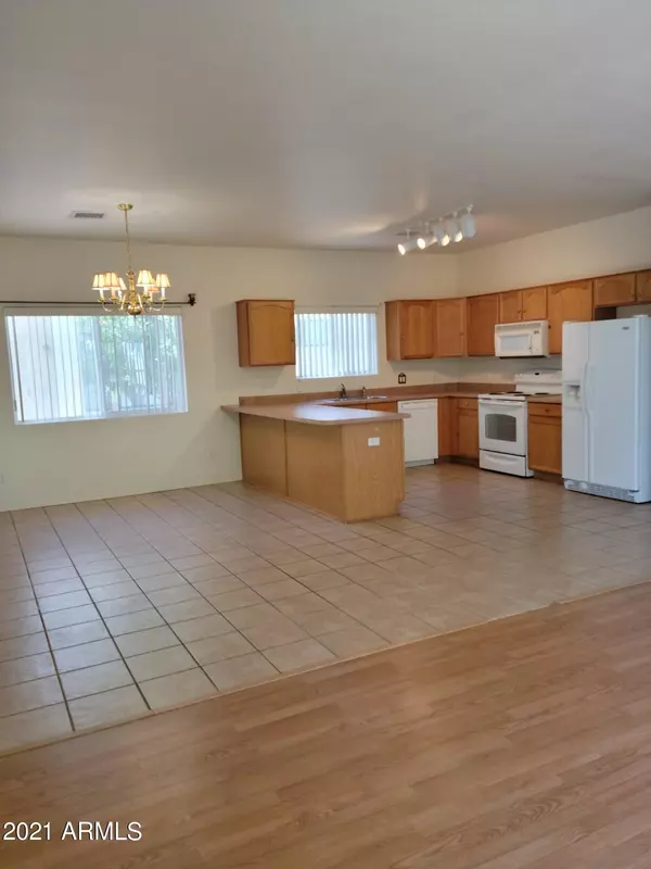 Sierra Vista, AZ 85635,434 S Meadowood Lane E