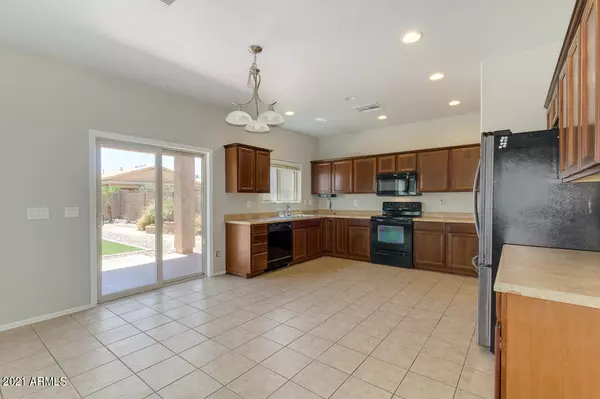 San Tan Valley, AZ 85143,1233 E DESERT SPRINGS Way