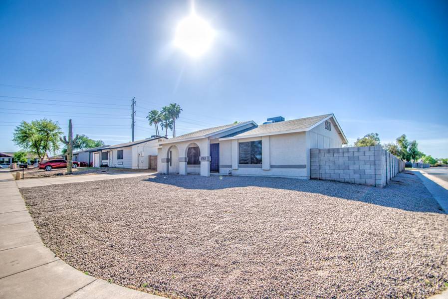 5702 S BECK Avenue, Tempe, AZ 85283