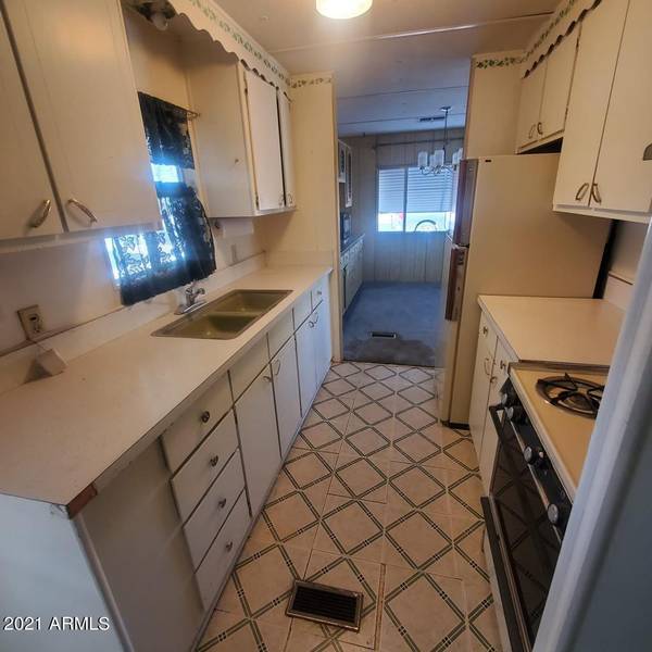 Mesa, AZ 85204,329 S WAYFARER -- #mesa