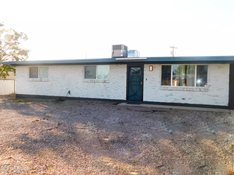 1116 CARL HAYDEN Drive, Sierra Vista, AZ 85635