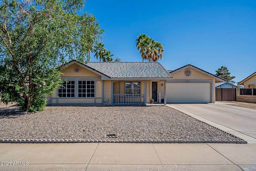 8039 W LARKSPUR Drive, Peoria, AZ 85381