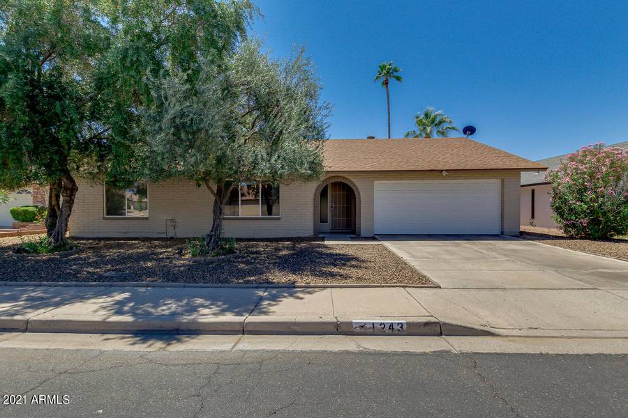 1243 W LOS LAGOS VISTA Avenue, Mesa, AZ 85202