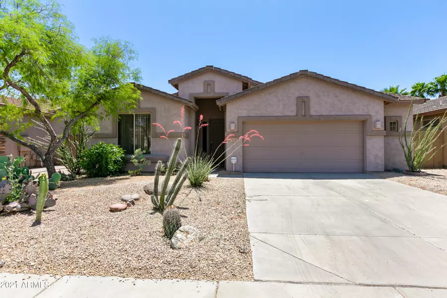 1733 W DEER CREEK Road, Phoenix, AZ 85045