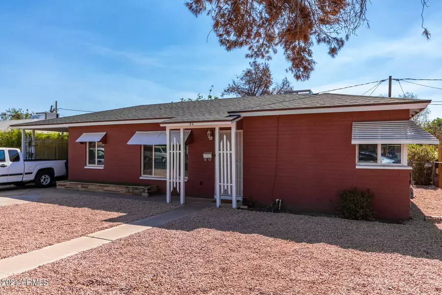 52 N HARRIS Drive, Mesa, AZ 85203