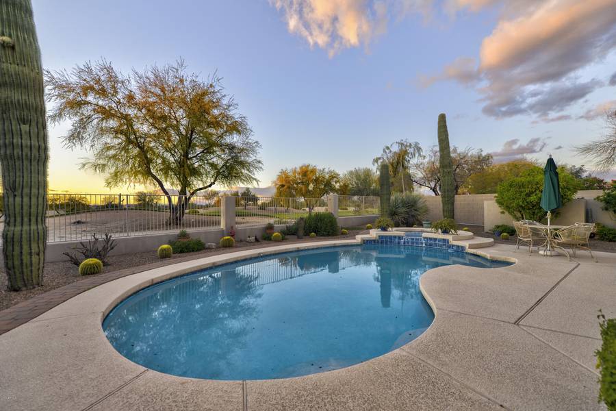 29852 N 43RD Place, Cave Creek, AZ 85331