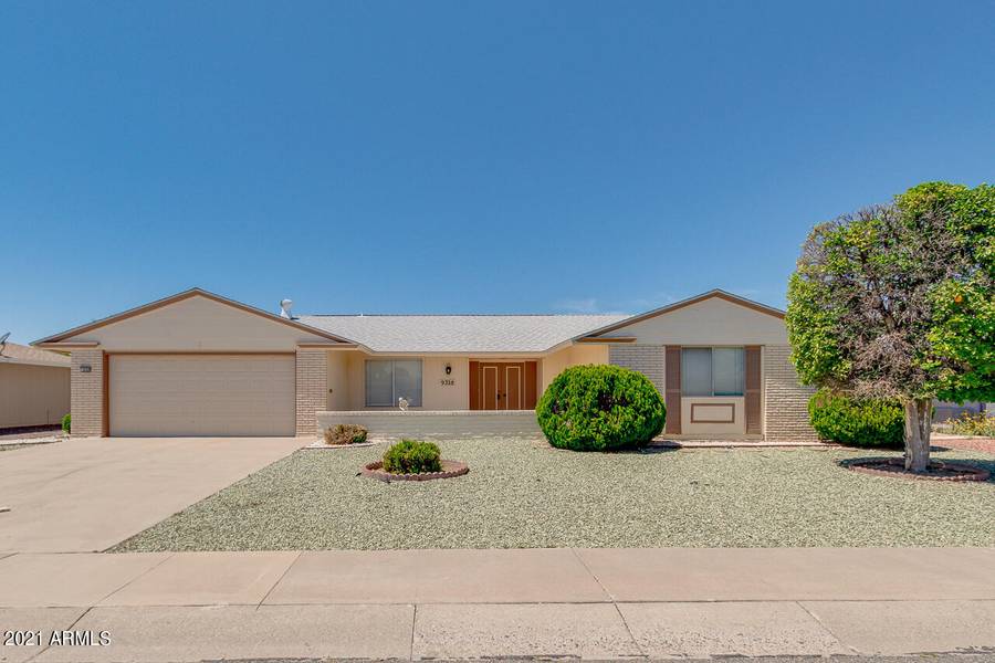 9328 W BRIARWOOD Circle, Sun City, AZ 85351