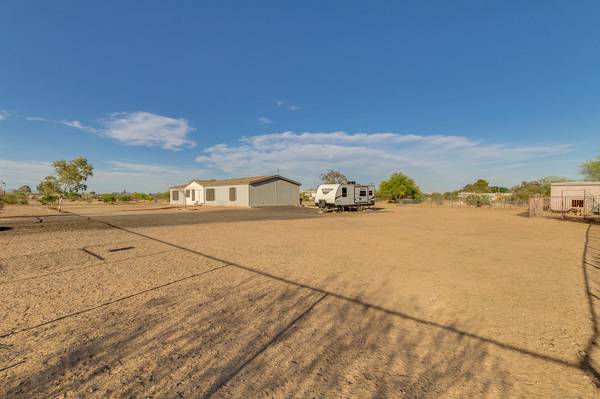 Wittmann, AZ 85361,27025 N 207TH Avenue