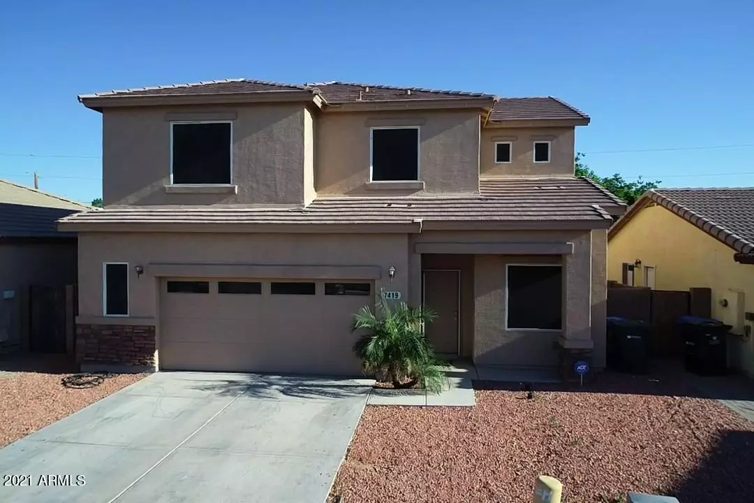 Phoenix, AZ 85033,7419 W WOLF Street