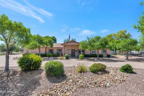 15427 E APPLEBY Road, Gilbert, AZ 85298