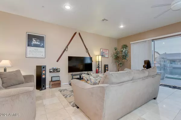 Gilbert, AZ 85233,1438 W CORAL REEF Drive