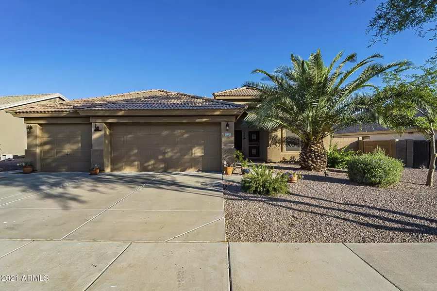 8023 W HESS Avenue, Phoenix, AZ 85043