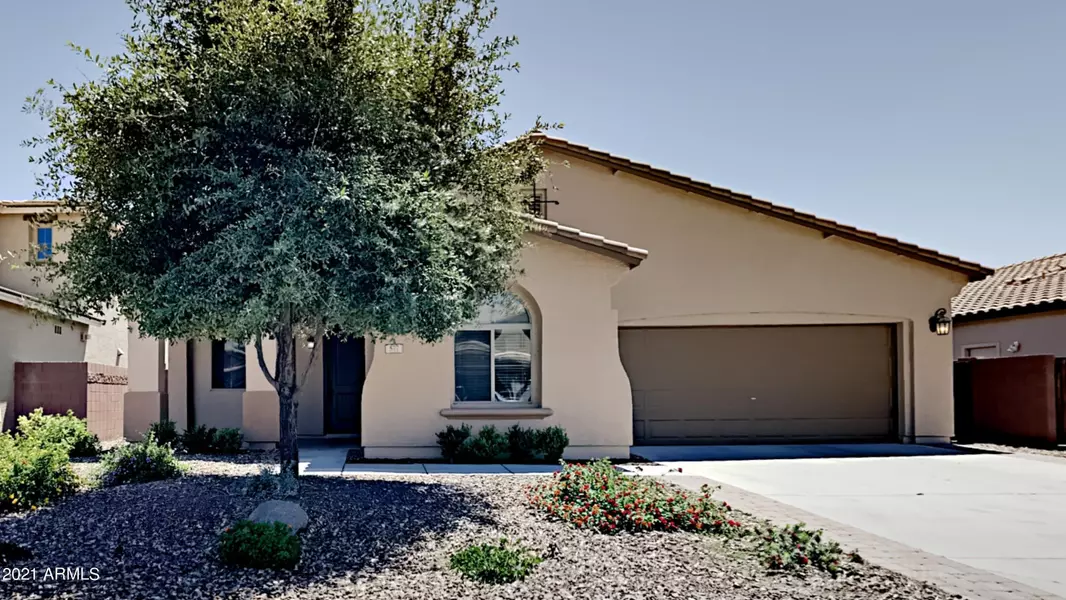 577 W DRAGON TREE Avenue, San Tan Valley, AZ 85140