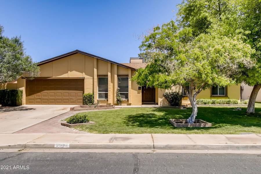 2424 E BALBOA Drive, Tempe, AZ 85282