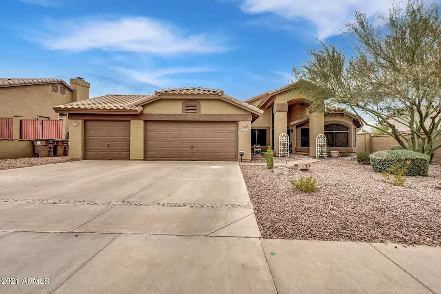 10682 S INDIAN WELLS Drive, Goodyear, AZ 85338