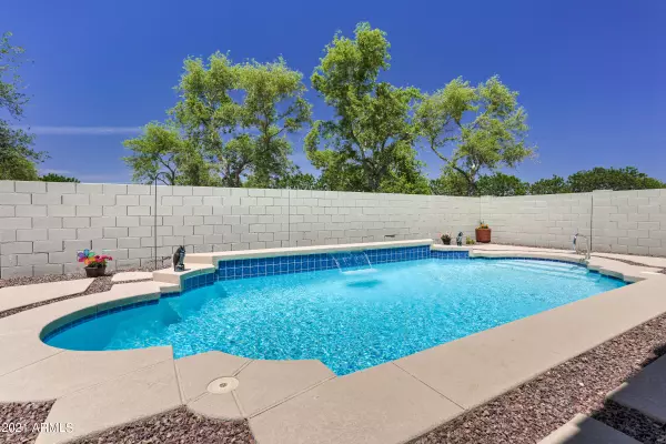 Glendale, AZ 85305,8802 W GARDENIA Avenue