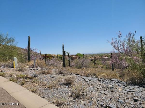 Cave Creek, AZ 85331,5944 E HIDDEN VALLEY Drive #17