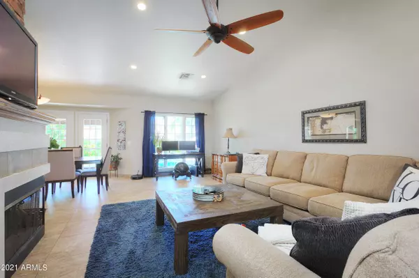 Scottsdale, AZ 85254,5651 E CLAIRE Drive