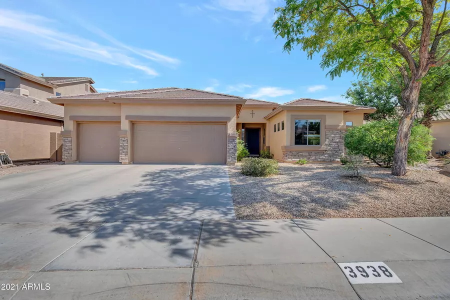 3938 E DUBOIS Avenue, Gilbert, AZ 85298