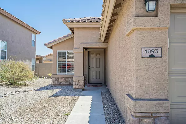 San Tan Valley, AZ 85143,1093 E DESERT HOLLY Drive