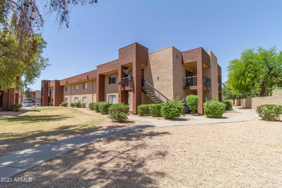 3810 N MARYVALE Parkway #2014, Phoenix, AZ 85031