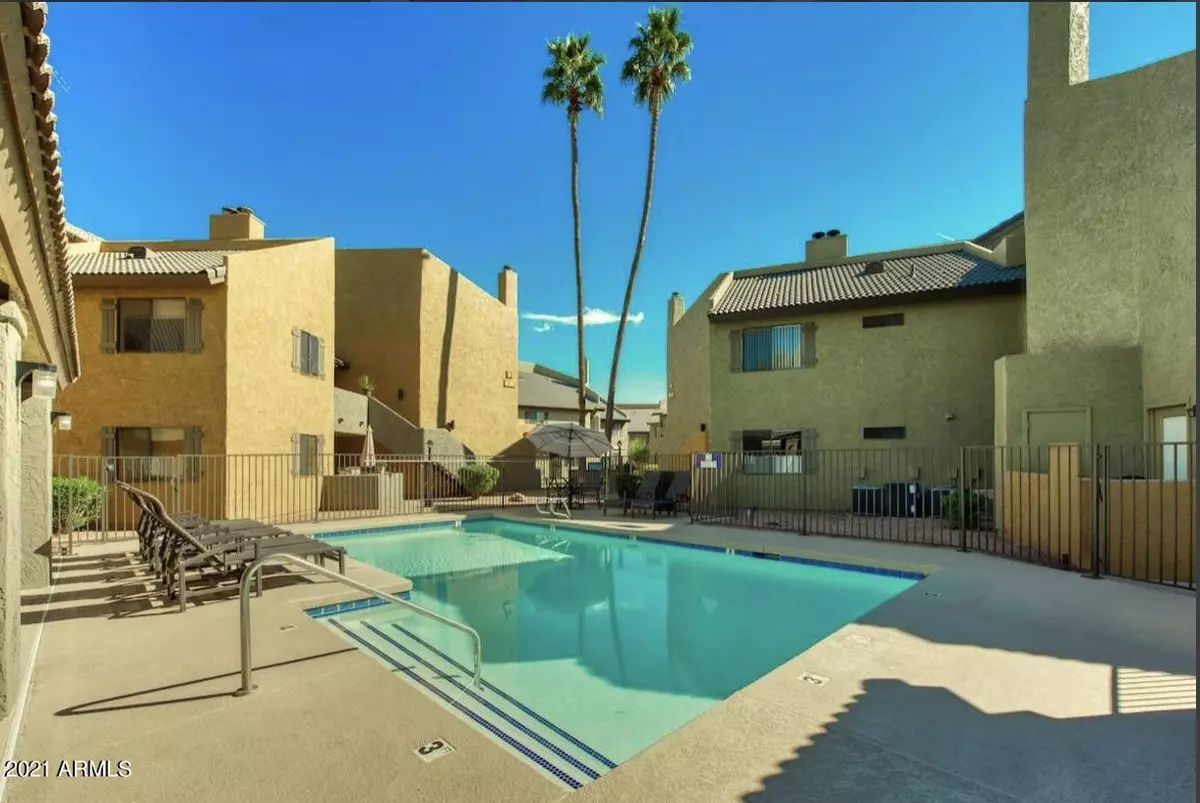 Mesa, AZ 85201,745 N DOBSON Road #141