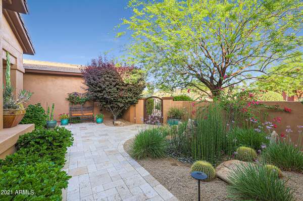 Scottsdale, AZ 85262,11506 E CAVEDALE Drive