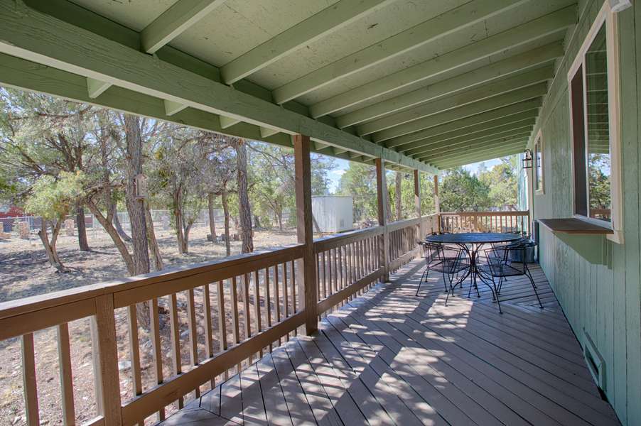 2932 WILDCAT Trail, Overgaard, AZ 85933