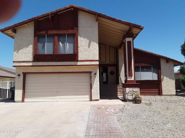 Phoenix, AZ 85022,2120 E GELDING Drive