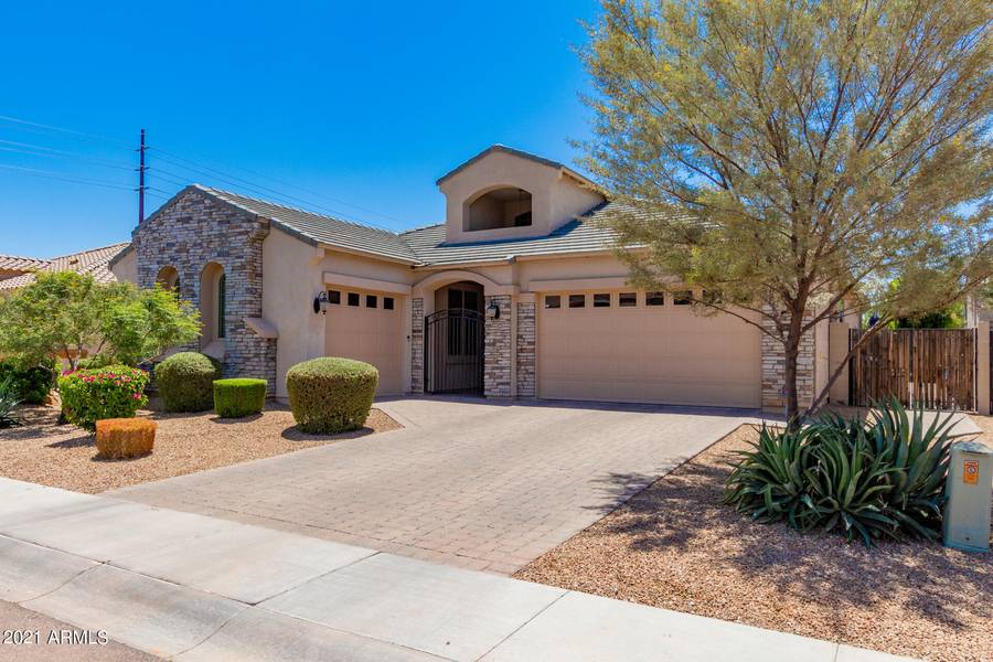 263 E CRESCENT Place, Chandler, AZ 85249