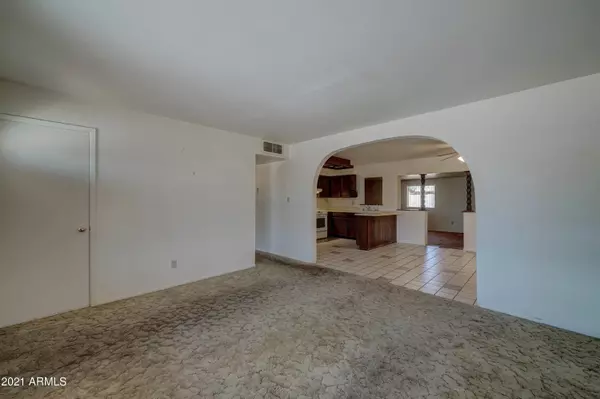 Phoenix, AZ 85029,2418 W SUNNYSIDE Drive