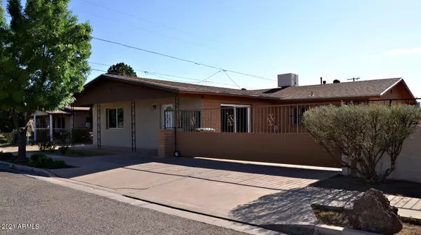 526 CARMELITA Avenue, Douglas, AZ 85607