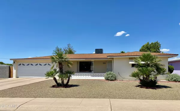 5402 E DALLAS Street, Mesa, AZ 85205