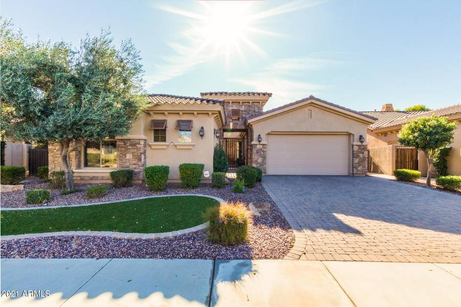 3753 E NOLAN Drive, Chandler, AZ 85249