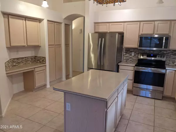 Gilbert, AZ 85234,4445 E REDFIELD Court