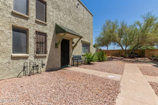 Mesa, AZ 85201,1500 W RIO SALADO Parkway #3