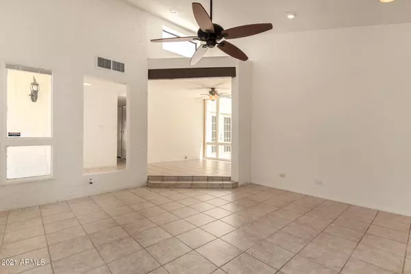 Phoenix, AZ 85020,1802 E WINTER Drive