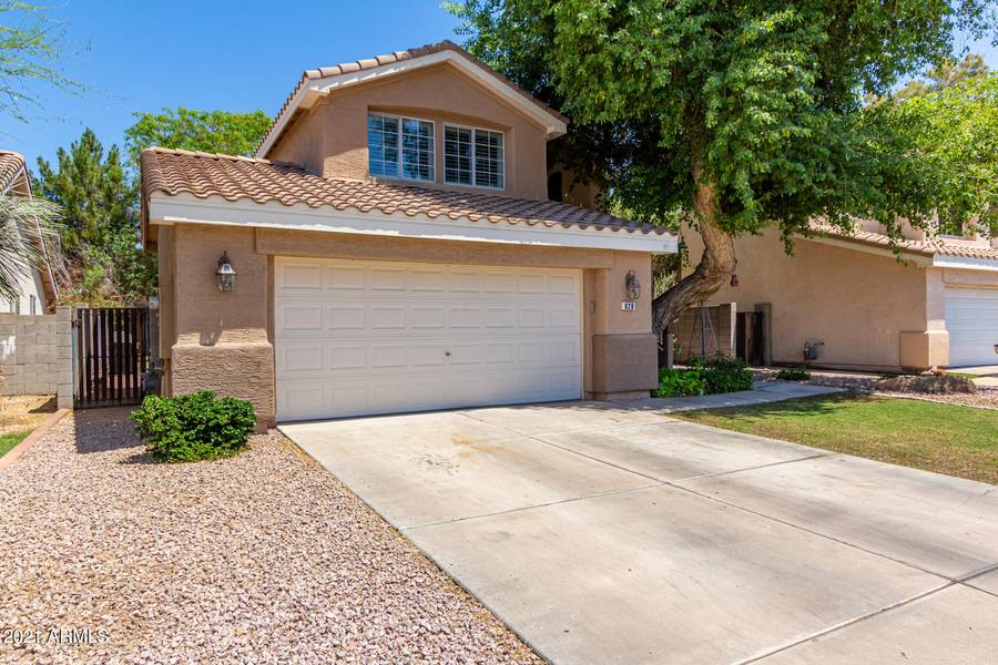 828 W LEAH Lane, Gilbert, AZ 85233