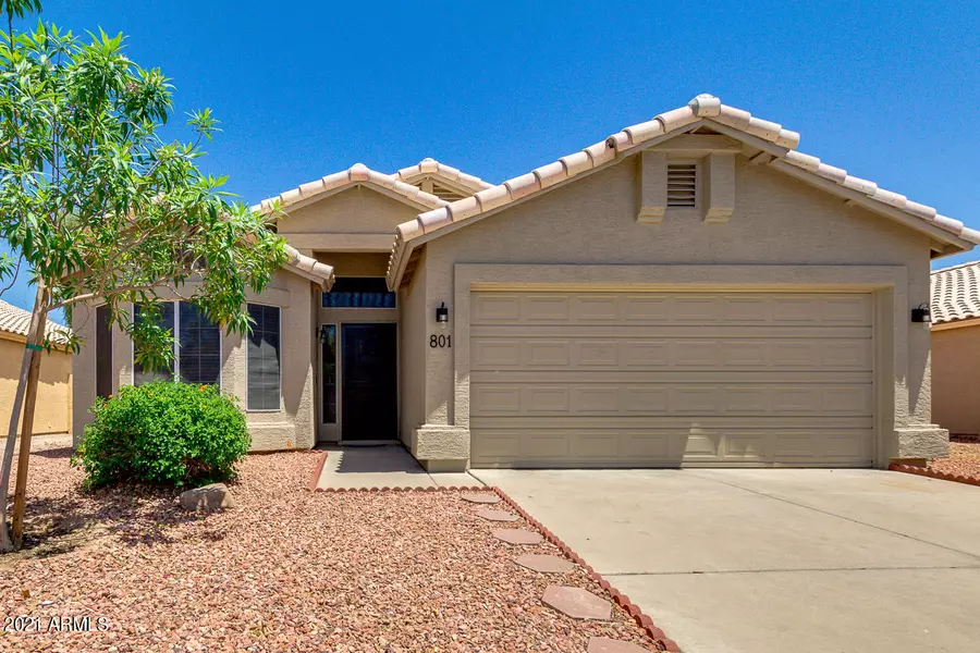 801 N LONGMORE Street, Chandler, AZ 85224