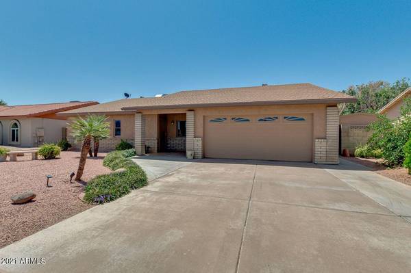 Chandler, AZ 85224,2417 W BROOKS Street