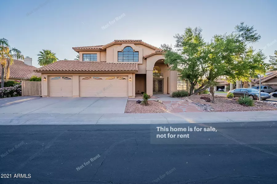 832 W WAGNER Drive, Gilbert, AZ 85233