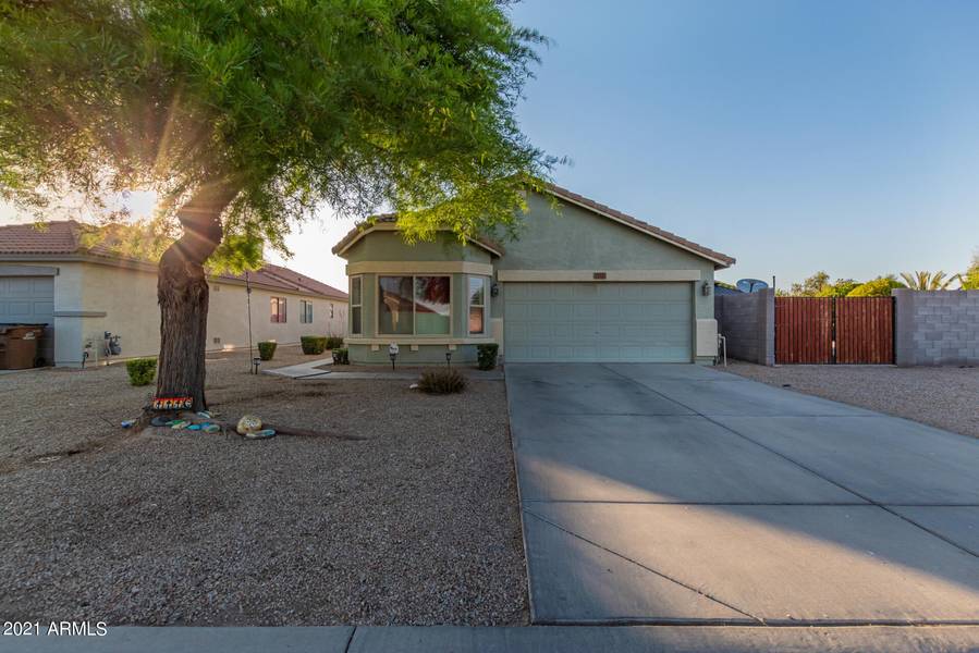 1110 E NARDINI Street, San Tan Valley, AZ 85140