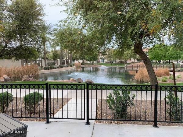 Gilbert, AZ 85295,2740 S EQUESTRIAN Drive #103