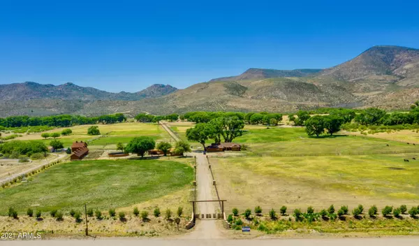 4610 S OLD SKULL VALLEY Road, Skull Valley, AZ 86338