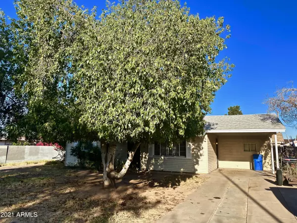 1712 N 33RD Place, Phoenix, AZ 85008