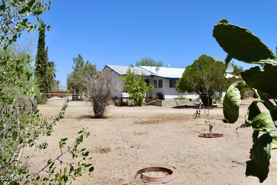 106 N JOHNSTON Drive, Kearny, AZ 85137