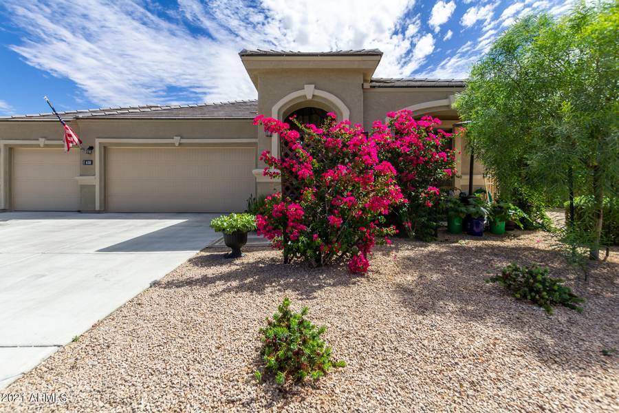 658 W BELMONT RED Trail, San Tan Valley, AZ 85143